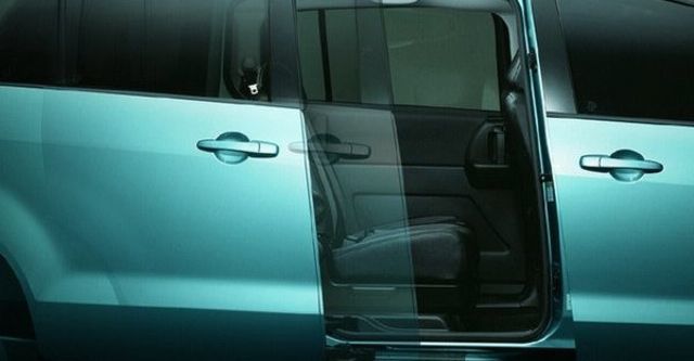 2011 Ford i-Max Ghia七人座  第9張相片