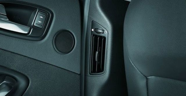 2011 Ford Mondeo 2.0 TDCi豪華型  第12張相片