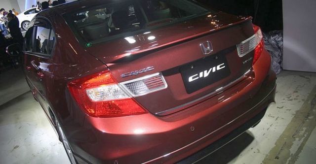 2015 Honda Civic 1.8 VTi  第2張相片