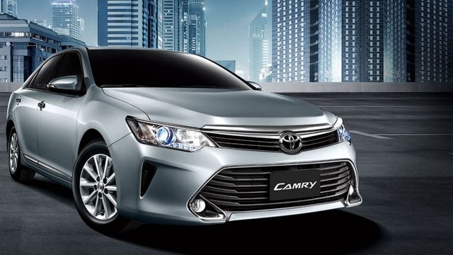 2020 Toyota Camry 2.0雅緻  第4張相片