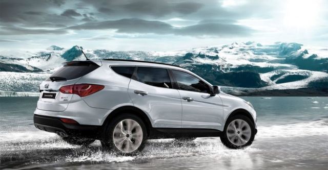2015 Hyundai Santa Fe 2.2領袖款7人座  第2張相片