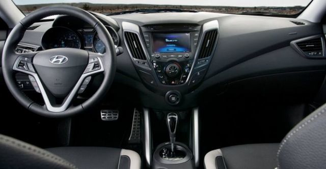 2015 Hyundai Veloster 1.6 Turbo GDi  第7張相片