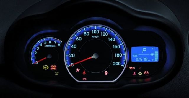 2014 Hyundai i10 自排豪華款  第8張相片