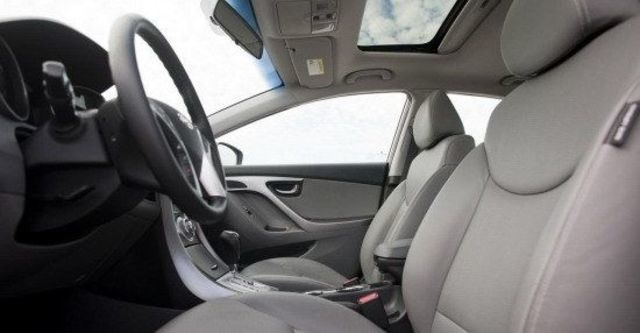 2013 Hyundai Elantra 1.8 GLS豪華型  第8張相片