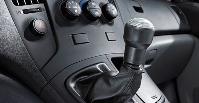 2013 Hyundai Grand Starex 豪華型MT  第4張相片