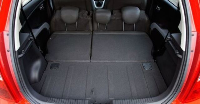 2012 Hyundai i10 手排旗艦款  第7張相片