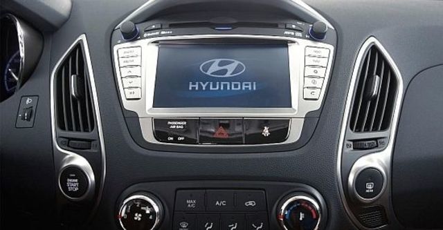 2012 Hyundai ix35 2.0旗艦型  第5張相片