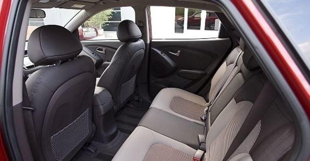 2012 Hyundai ix35 2.0豪華型  第6張相片