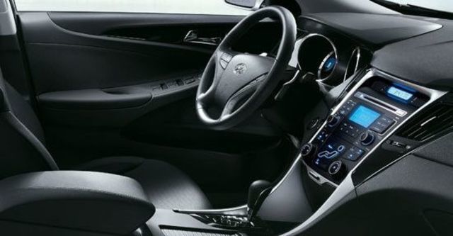 2012 Hyundai Sonata 2.0 GL  第4張相片