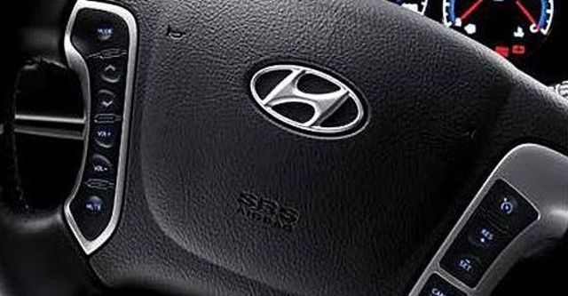 2011 Hyundai Santa Fe 2.2 eVGT 4WD旗艦型7人座  第8張相片