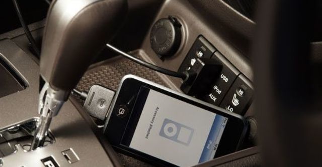 2011 Hyundai Santa Fe 2.2 eVGT旗艦型5人座  第9張相片