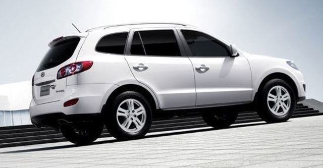 2011 Hyundai Santa Fe 2.2 eVGT旗艦型7人座  第4張相片