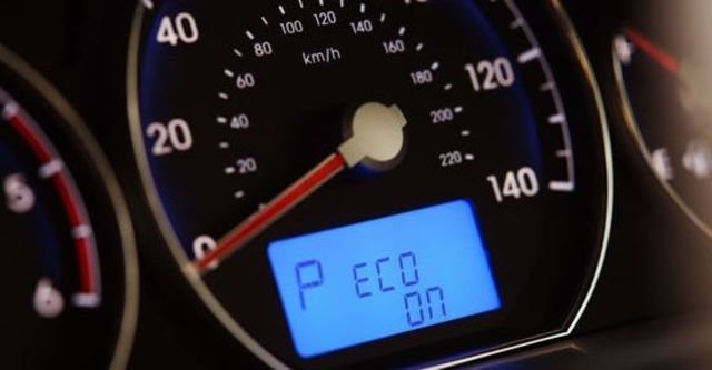 2011 Hyundai Santa Fe 2.2 eVGT旗艦型7人座  第9張相片