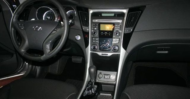 2011 Hyundai Sonata 2.4 GLS  第4張相片