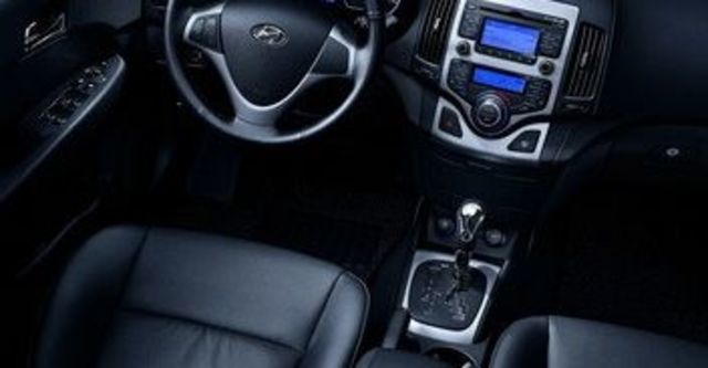 2009 Hyundai i30 CW 1.6 經典型  第9張相片