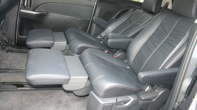2020 Toyota Previa 2.4豪華版  第6張相片