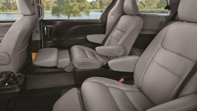 2020 Toyota Sienna 3.5 Limited  第9張相片
