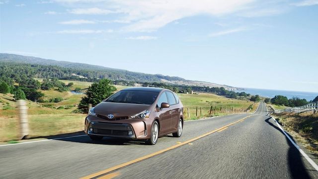 2020 Toyota Prius Alpha 1.8  第5張相片