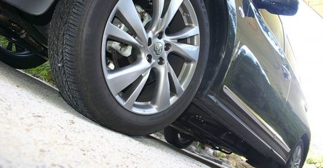 2015 Infiniti QX60 3.5 V6旗艦款  第3張相片