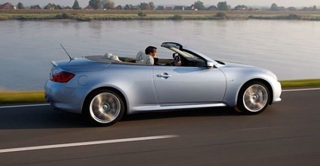 2012 Infiniti G Convertible 37  第3張相片