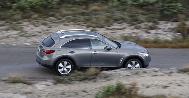 2011 Infiniti FX 35  第3張相片