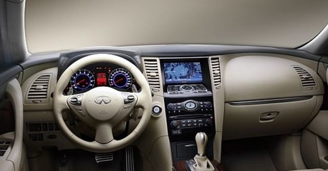 2011 Infiniti FX 35  第6張相片