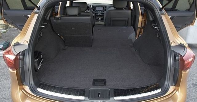 2011 Infiniti FX 50  第9張相片