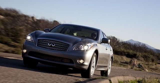 2011 Infiniti M 25 Luxury  第4張相片