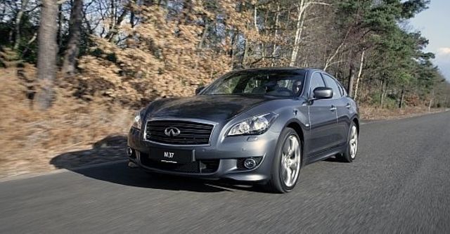 2011 Infiniti M 37  第3張相片