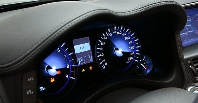 2011 Infiniti M 37  第4張相片
