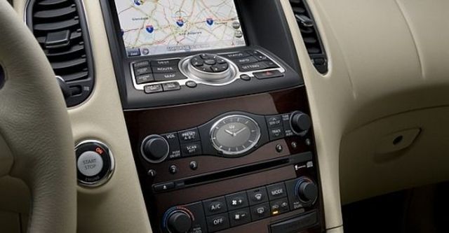 2010 Infiniti EX 35  第8張相片