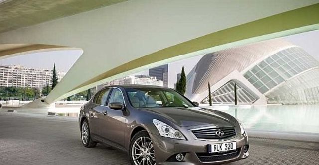2010 Infiniti G Sedan 37  第2張相片