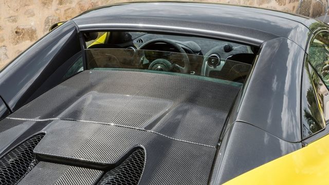 2020 McLaren 570 S Spider V8  第5張相片