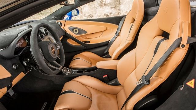2020 McLaren 570 S Spider V8  第7張相片