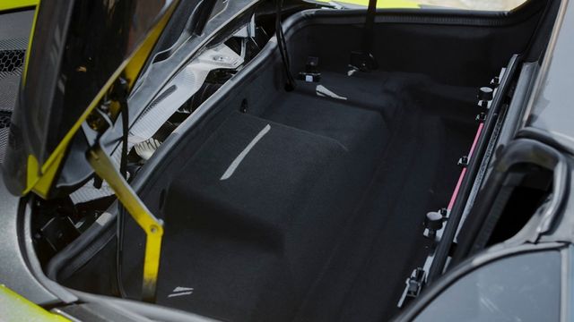 2020 McLaren 570 S Spider V8  第10張相片