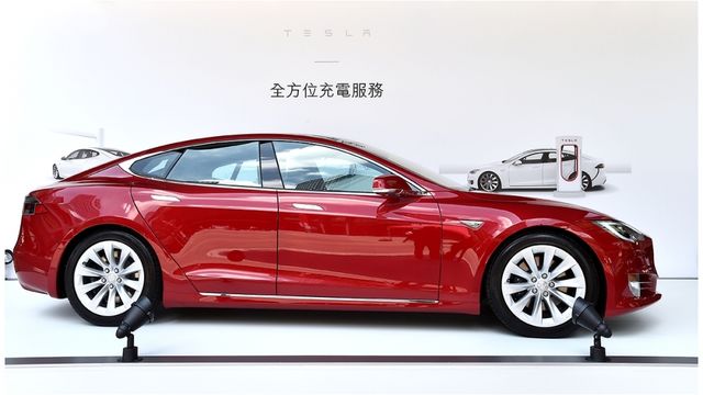 2020 Tesla Model S Performance  第3張相片