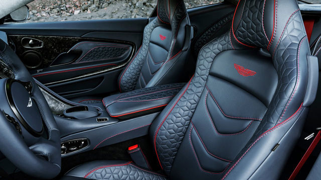 2020 Aston Martin DBS Superleggera 5.2 V12  第8張相片