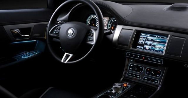 2014 Jaguar XF 2.2D Luxury  第8張相片