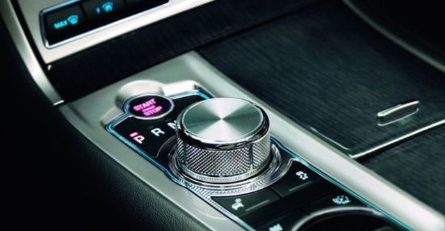 2013 Jaguar XF 2.0i Luxury  第8張相片