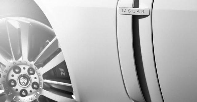 2011 Jaguar XKR 5.0 V8 SC  第6張相片