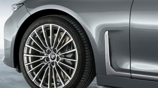 2020 BMW 7-Series 740Li  第3張相片