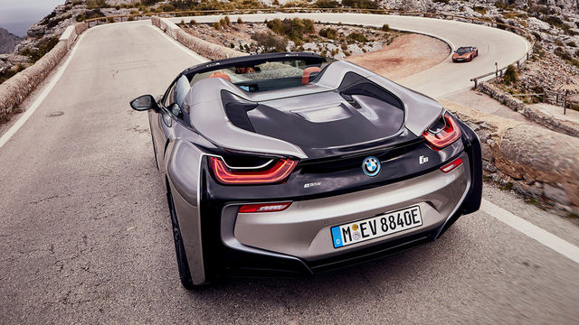 2020 BMW i8 Roadster  第4張相片