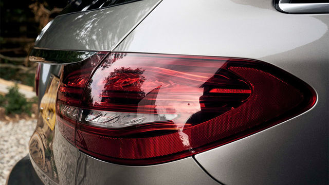 2020 M-Benz C-Class Estate C300進化版  第5張相片