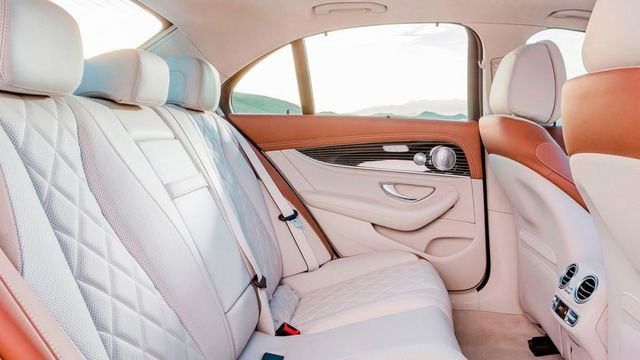 2020 M-Benz E-Class Sedan E200 Avantgarde LUX豪華版  第6張相片