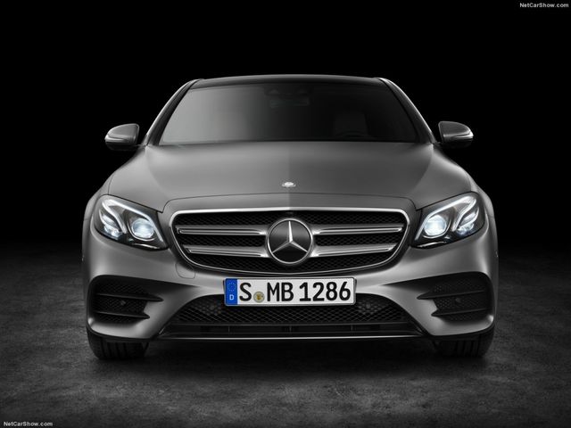 2020 M-Benz E-Class Sedan E300運動版  第2張相片