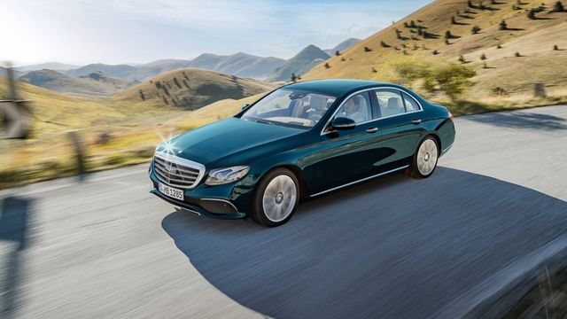 2020 M-Benz E-Class Sedan E300 Exclusive  第5張相片
