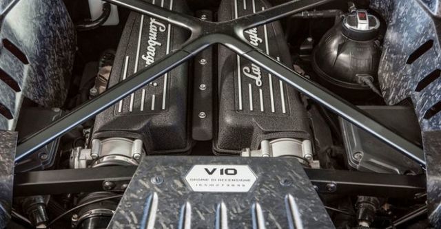 2014 Lamborghini Huracan LP 610-4 Coupe  第6張相片
