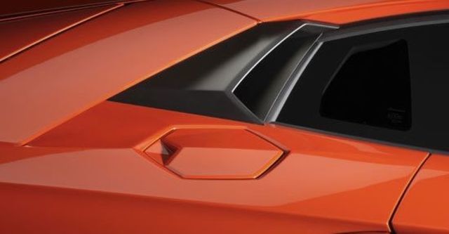 2013 Lamborghini Aventador LP 700-4  第11張相片