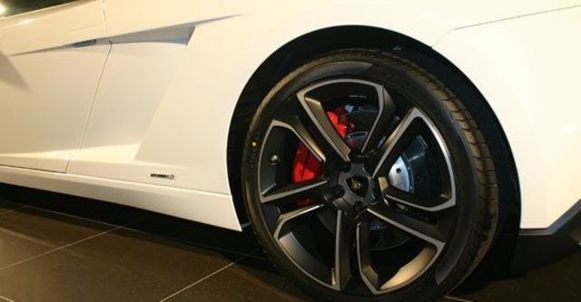 2013 Lamborghini Gallardo LP 560-4 Coupe  第7張相片