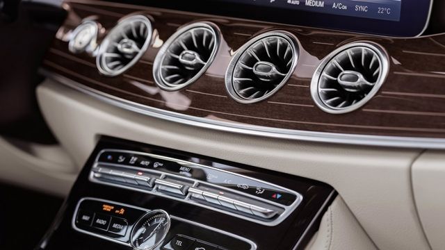 2020 M-Benz E-Class Coupe E300  第8張相片